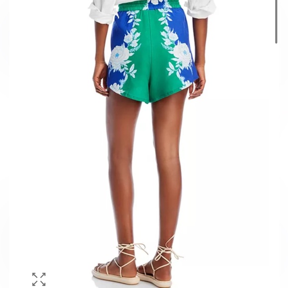 FARM Rio
Garden Soft Shorts - Picture 2 of 12